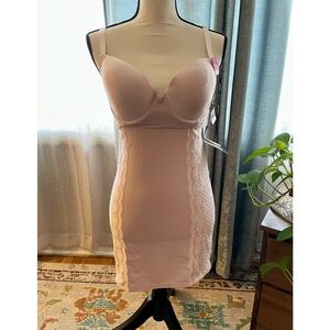 NWT Marilyn Monroe Shaping slip, 1x